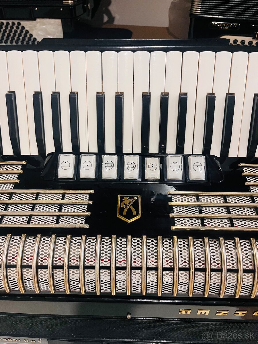 Predám akordeón Hohner Verdi II N- 96 Basový - Made in Germa - 7
