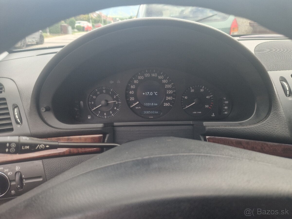 Mercedes E 280 CDI V6 - 7