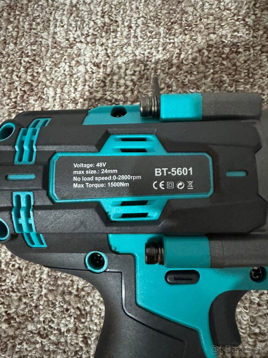 Akú razovy uťahovak 1500NM - 7