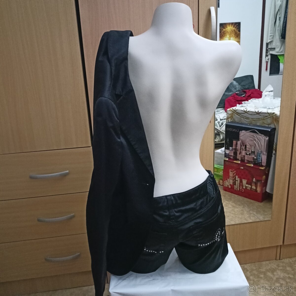 Čierne dámske sako Hugo Boss - 7