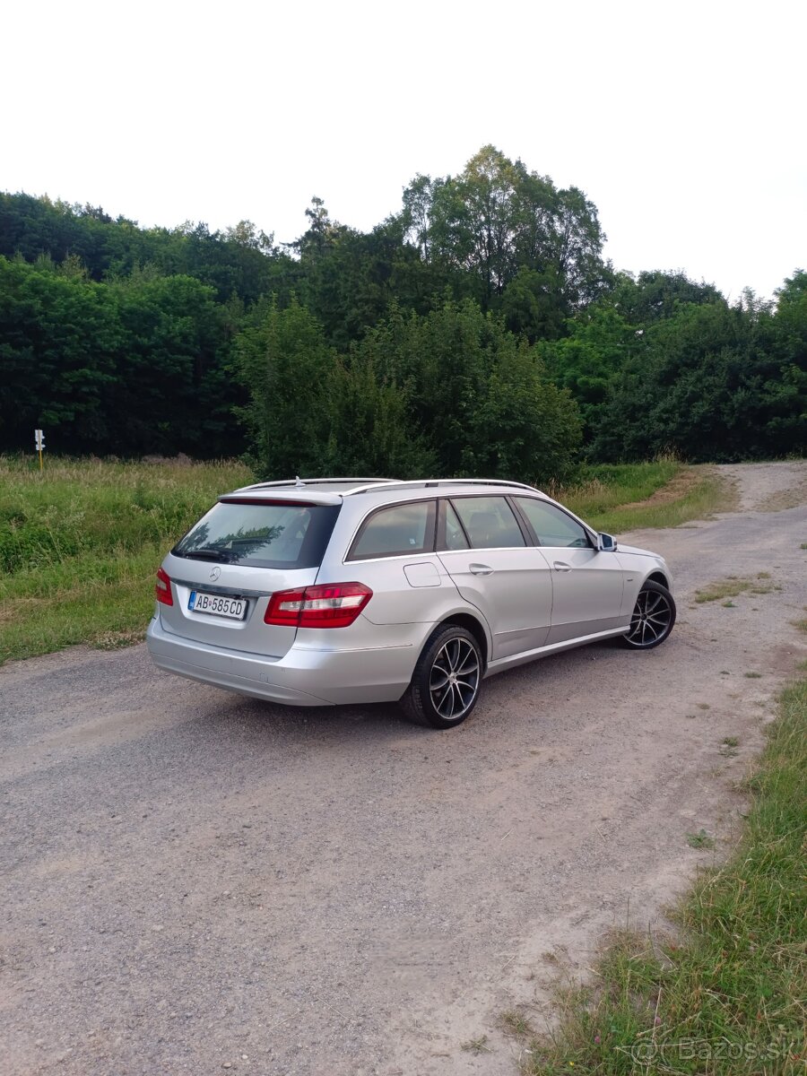 E220 CDI automat 2010 nová STK S212 - 7