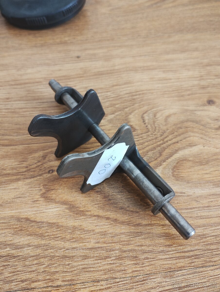 PREDÁM ORIGINÁL DIELY MOTORA JAWA PÉRÁK 250 FJ / KOMUNISTA - 7