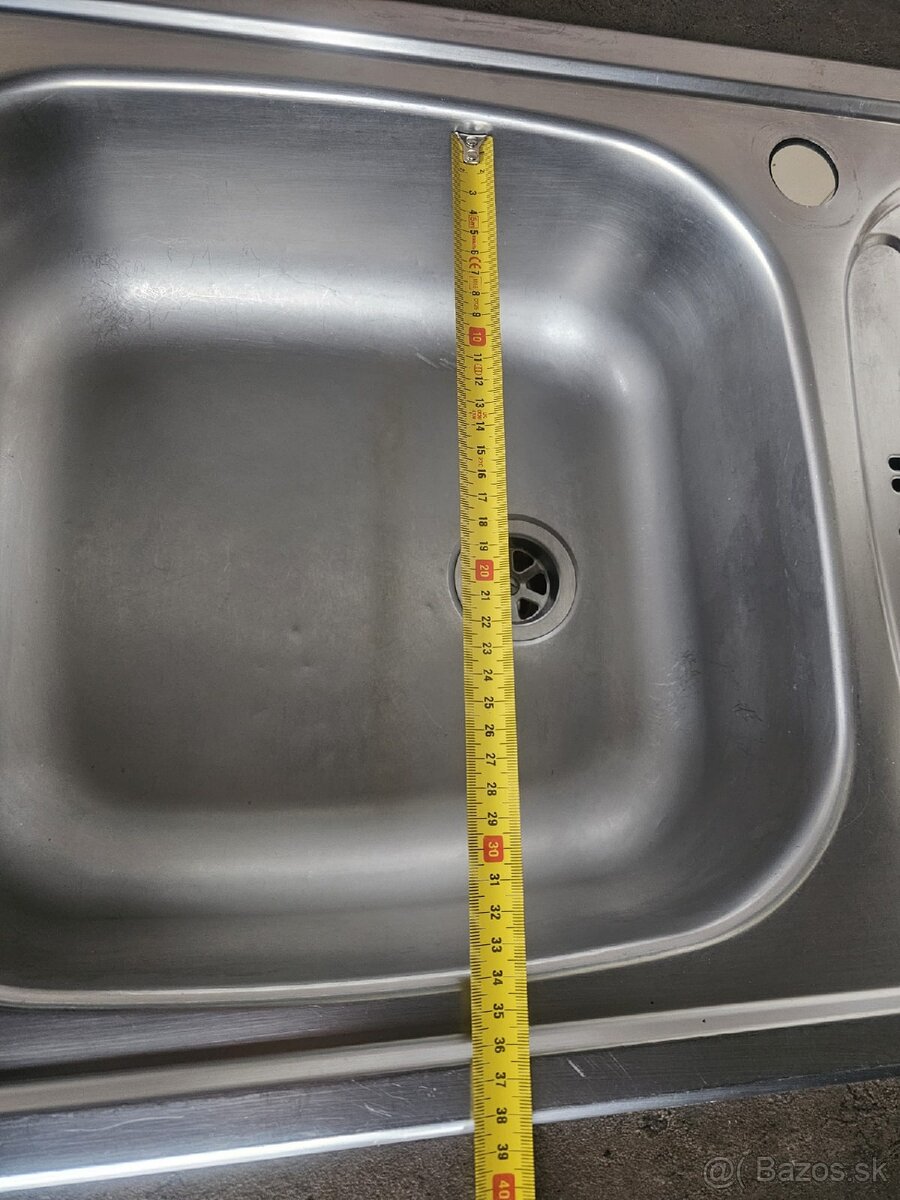 Nerezový drez s pracovnou doskou - 7