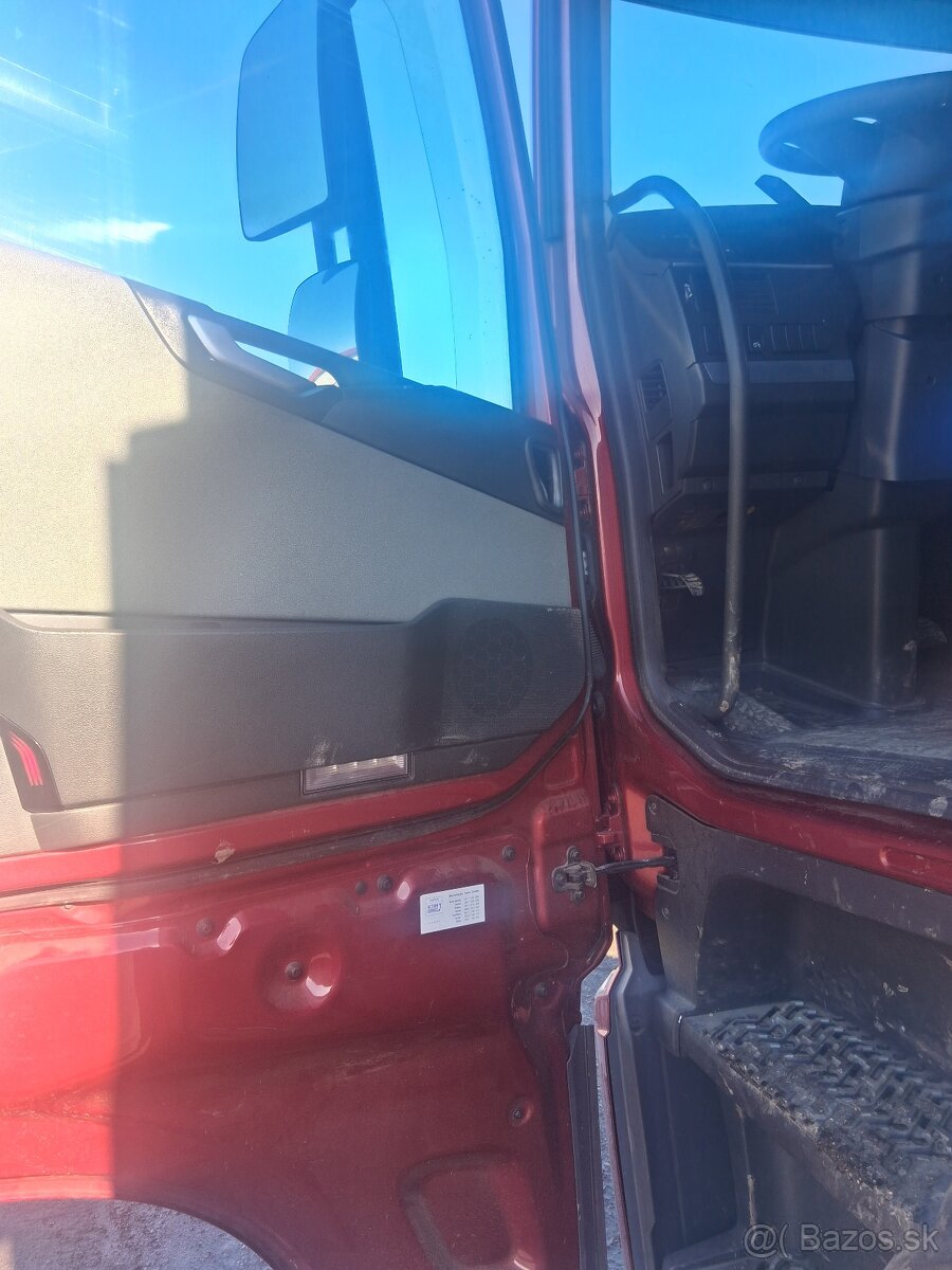 Predam techniku kamion auto 8x4 - 7