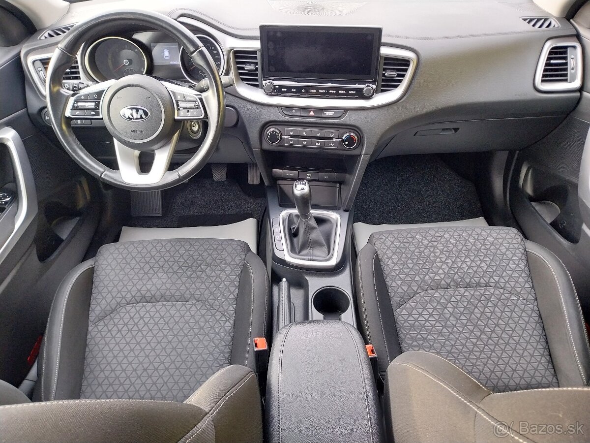 Kia Ceed SW 1.6 CRDi Silver - 7