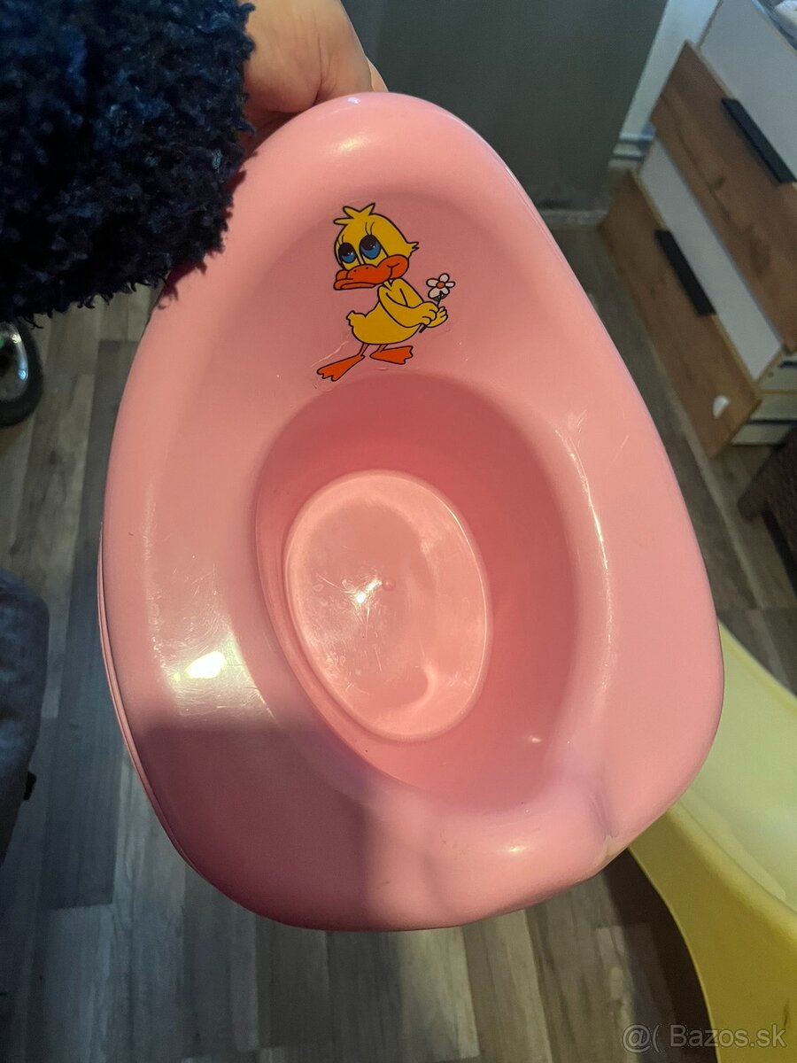 Darujem vanicku, regal dedsky, choditka - 7