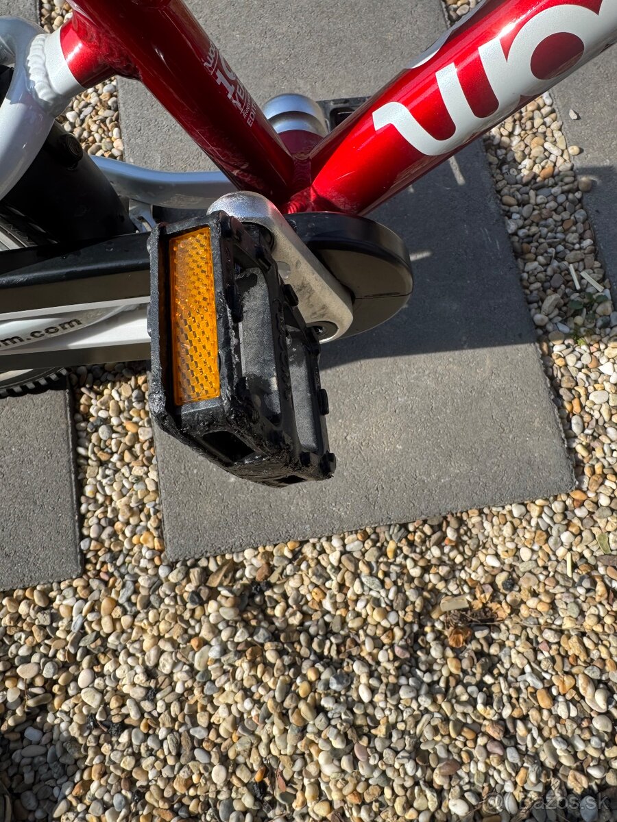 WOOM 2 14" anniversary - 7