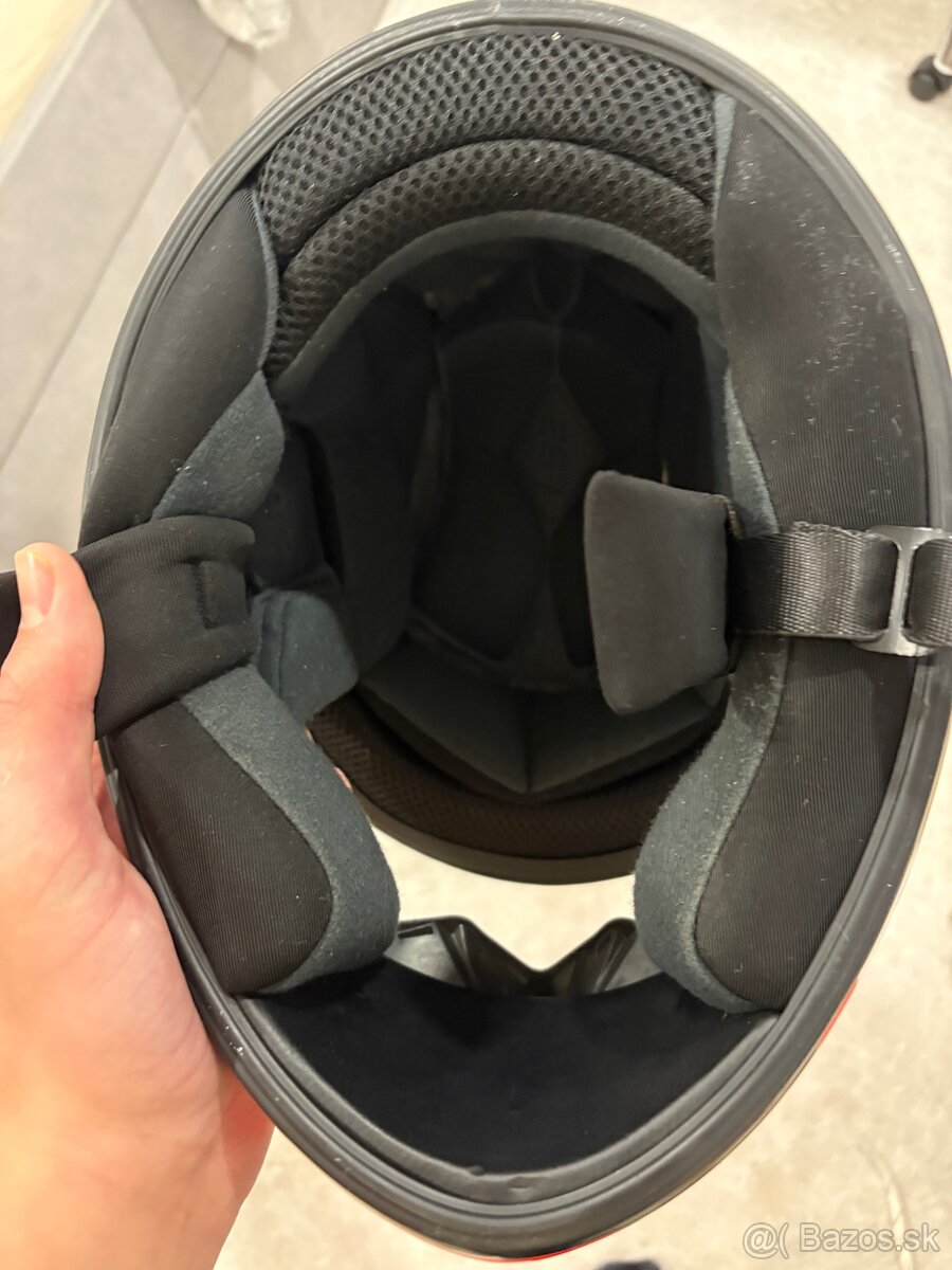 Integrálna prilba na motorku - 7