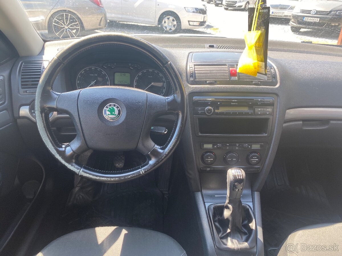 Škoda Octavia 2.0 TDI Elegance - 7