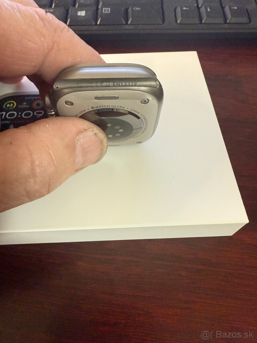 Apple Watch ultra 2 49mm natural titán Alp - 7