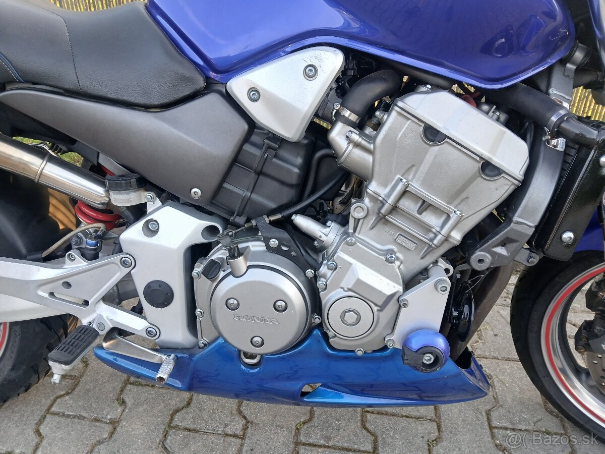 Honda CB900F Hornet - 7