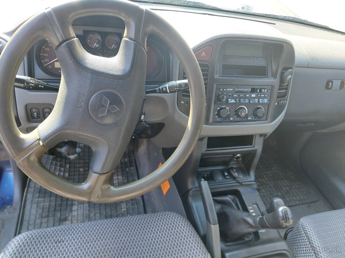 Mitsubishi Pajero 3 3,2 diesel - 7