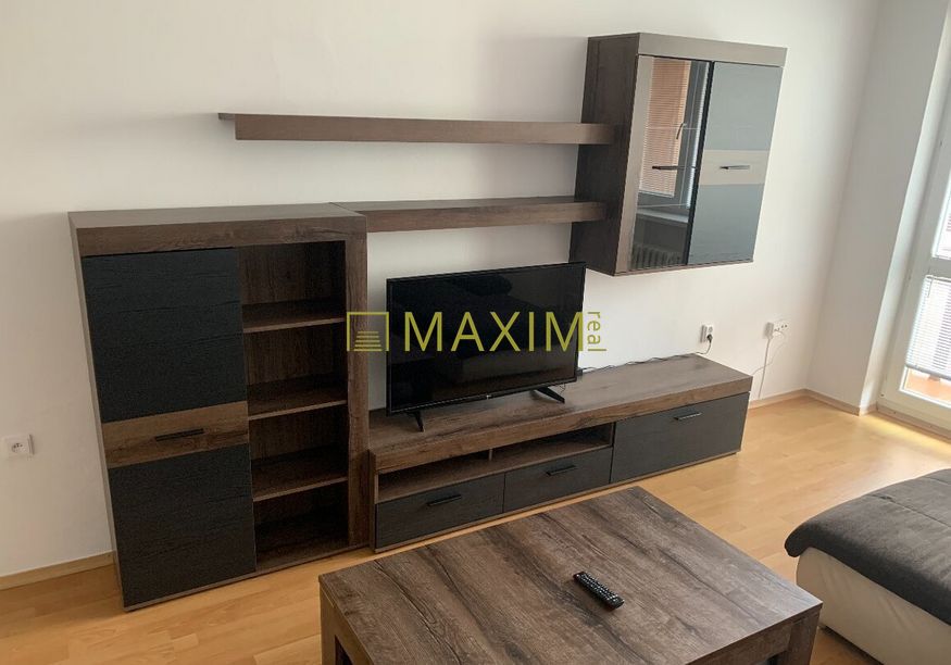 Ponúkame na predaj 2- izbový byt na Nobelovej ulici v Bratis - 7