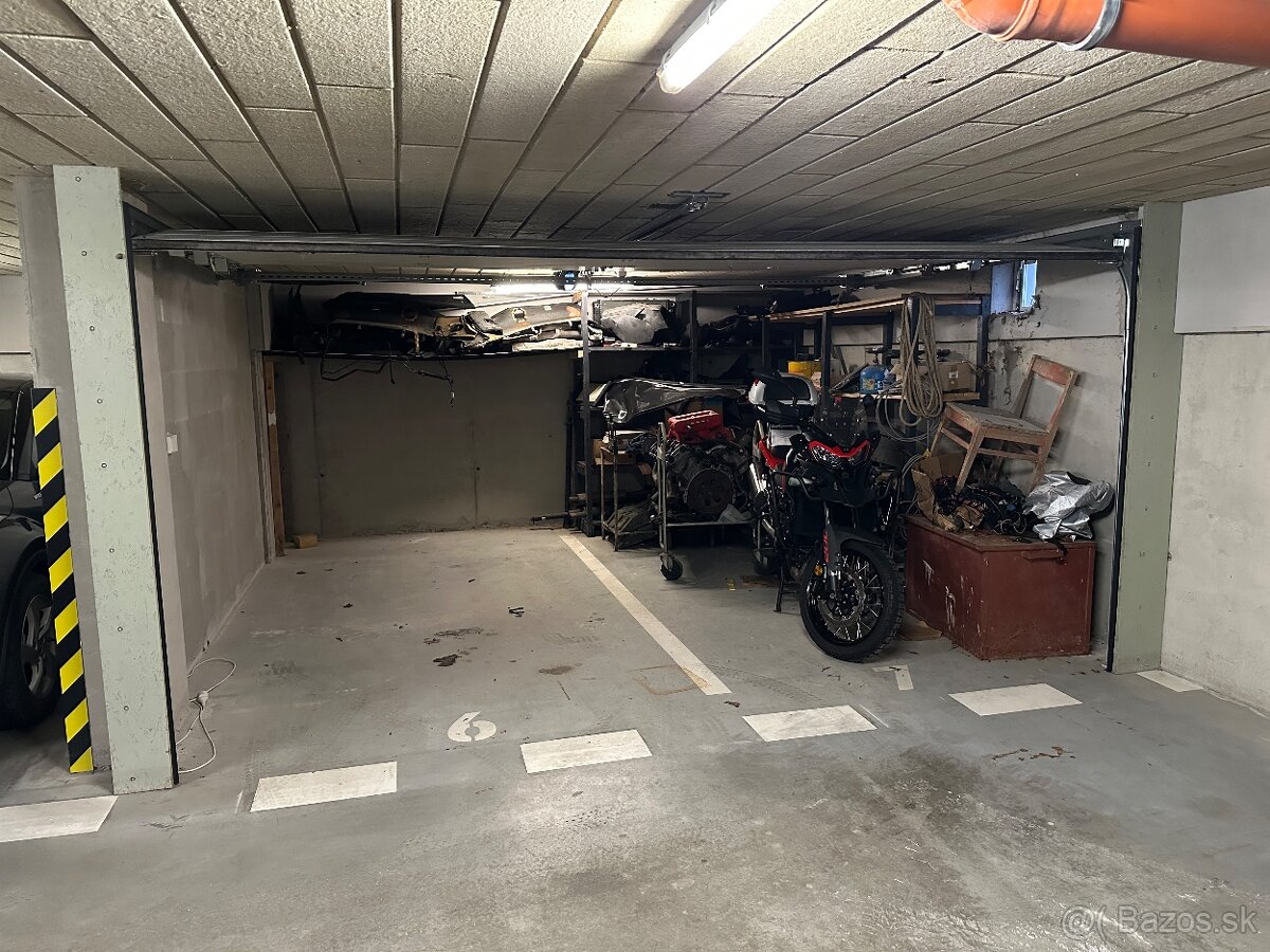 Predám samostatnú dvojgaráž, skladový priestor - 7