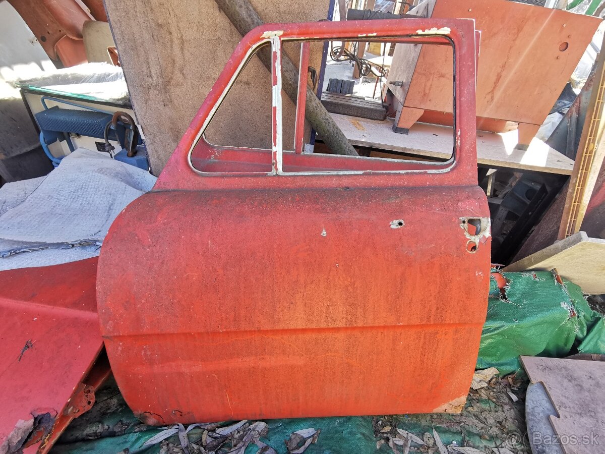 Plechy ŠKODA 100 - 7