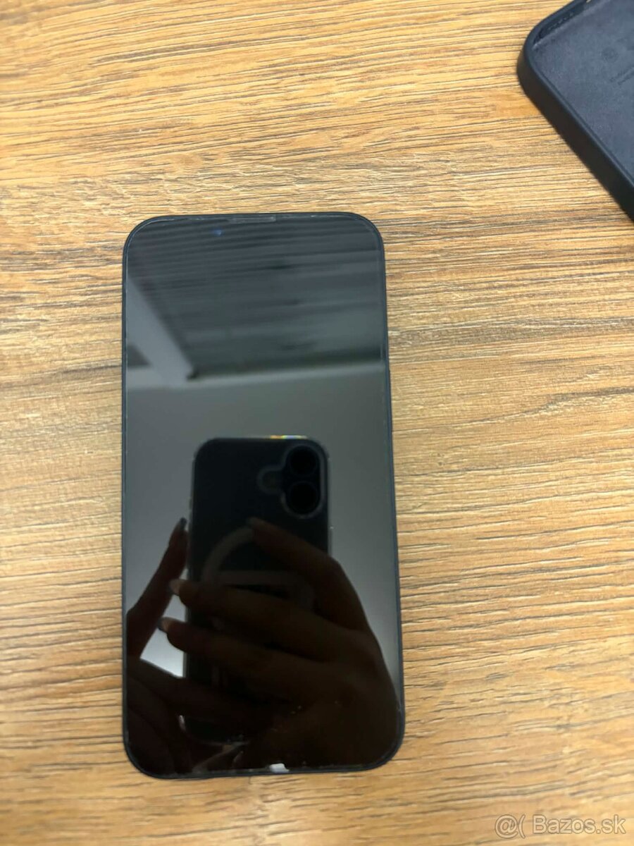 Apple iPhone 14 128 GB - 7