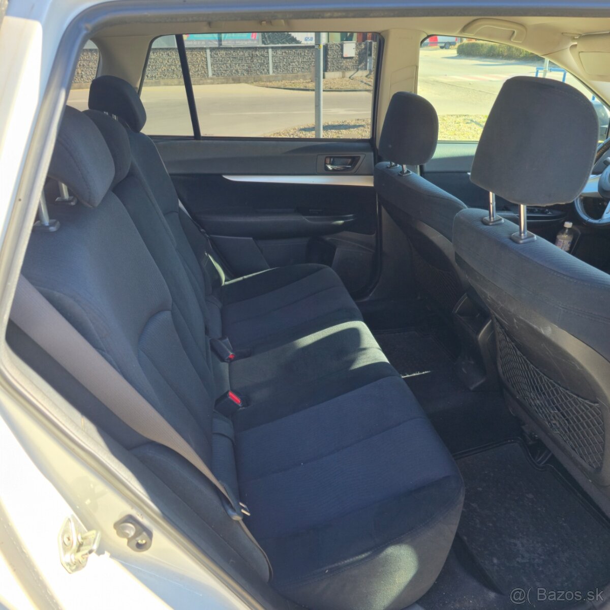 Predám Subaru outback 2.0D AWD. - 7