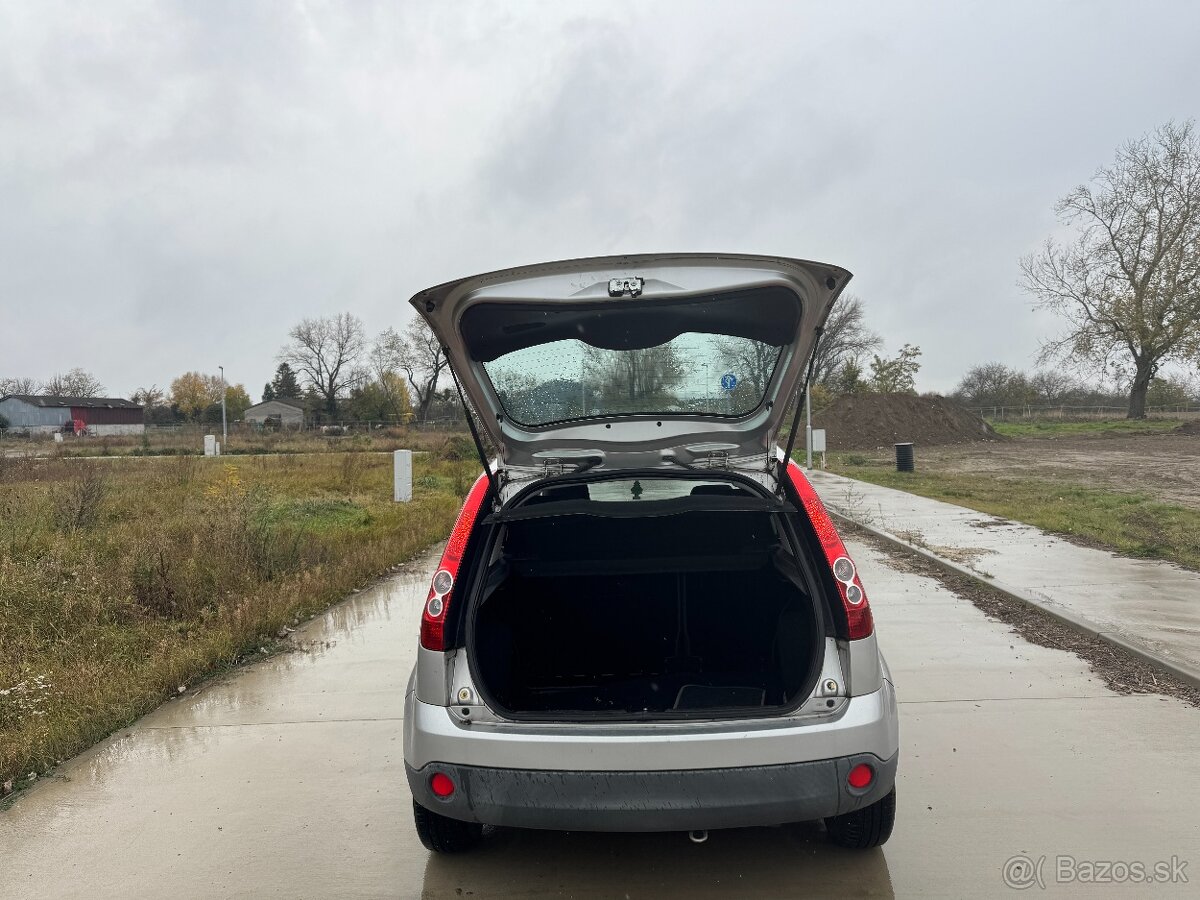 Ford Fiesta 1.25i Duratec Ambiente, 55 kw, 2008, A/C, benzín - 7