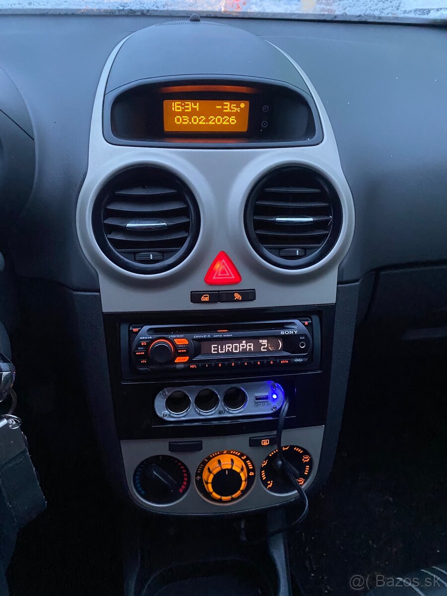 Predám Opel corsa 1.0 - 7