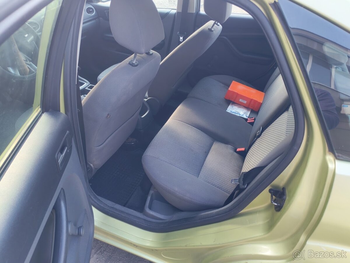 predám auto FORD FOCUS 2006 - 1500€ - 7