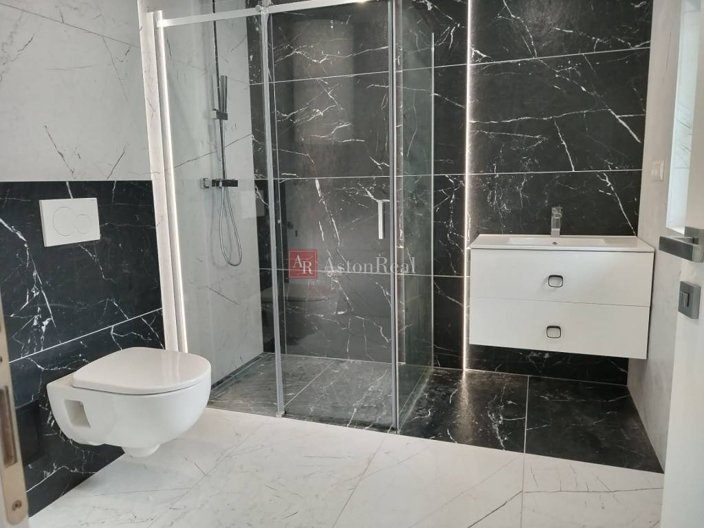 Predaj 5-izbový RODINNÝ DOM, pozemok 547 m2, Martin - Podháj - 7