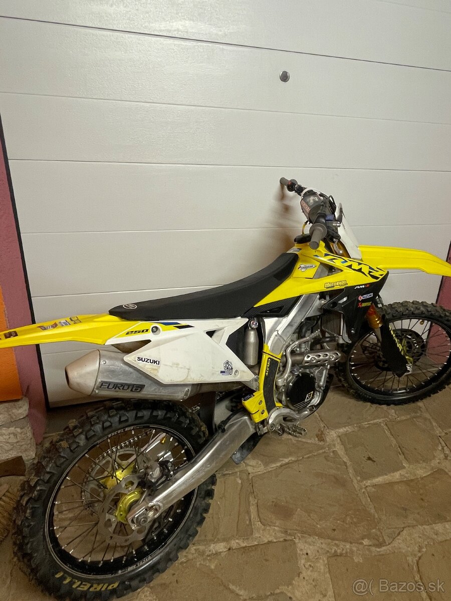 SUZUKI RMZ 250 2022 140 MTH - 7