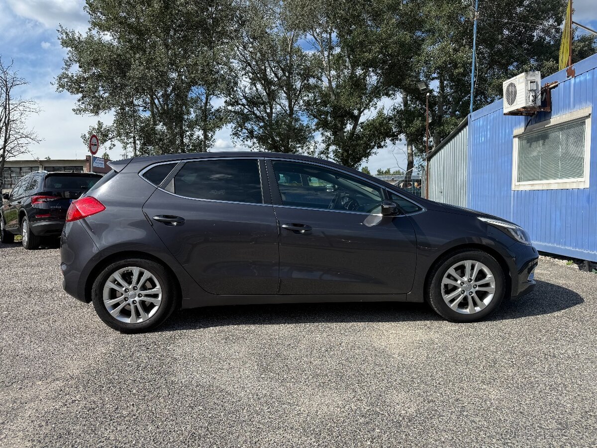 Kia Ceed 1.6 CRDI EX/Gold,94kw.M6.5d. Kupene v SR. - 7