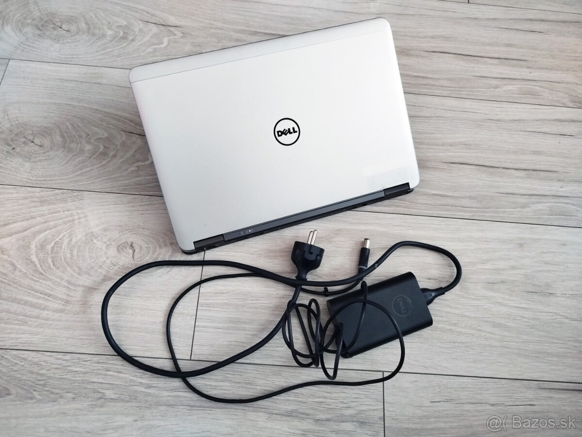 notebook Dell E7240 - 12.5", Core i5-4300u, 8GB, SSD, Win 1 - 7