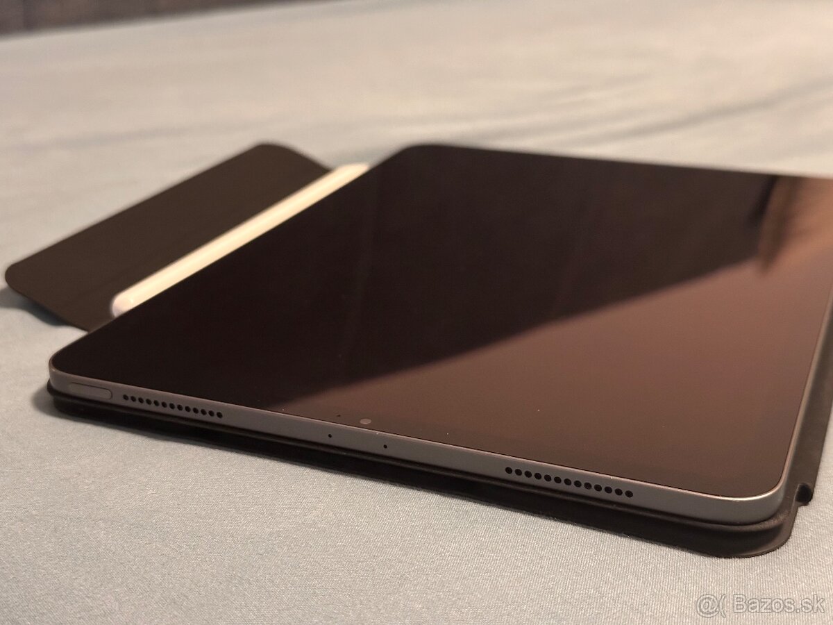 Apple iPad Pro 11", 64GB - 7