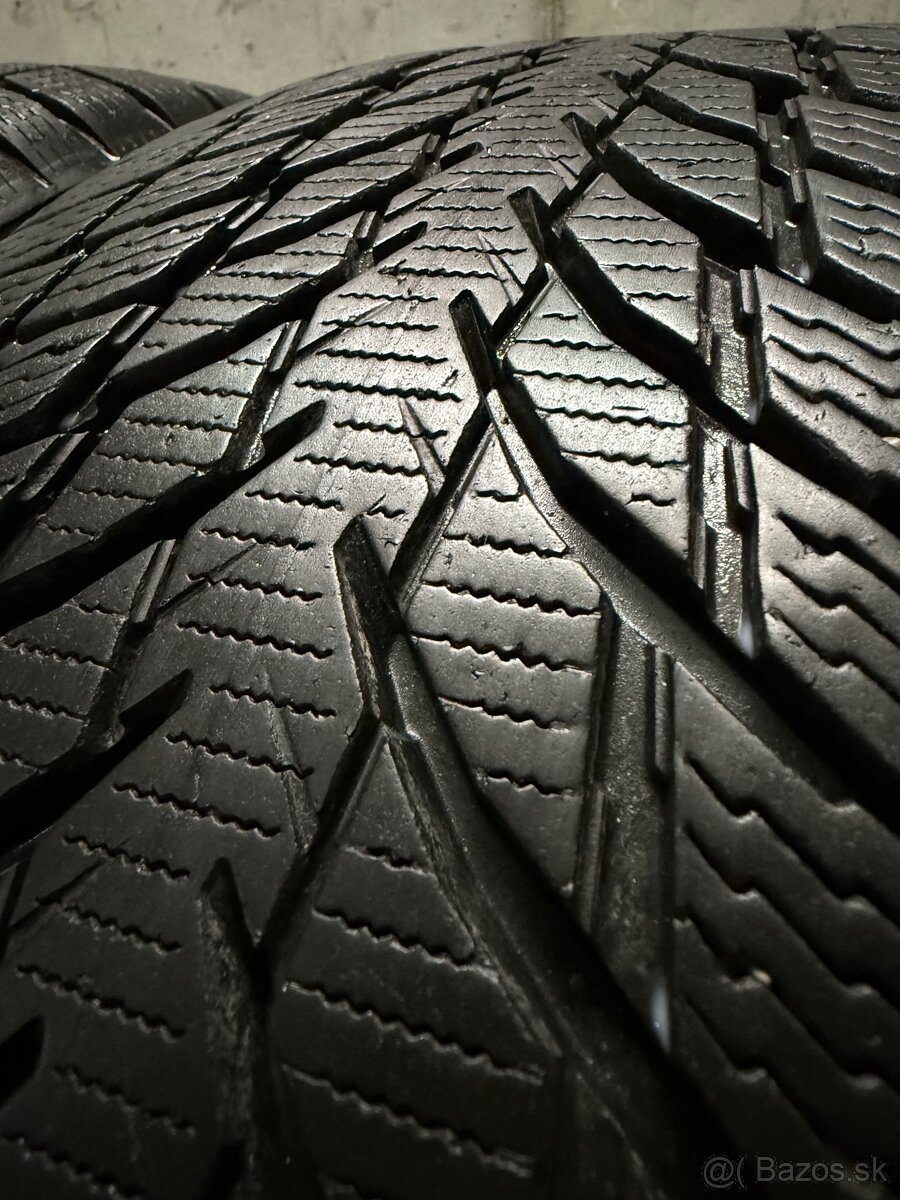 Zimné pneumatiky 225/45/18 Nokian Snowproof P - 7