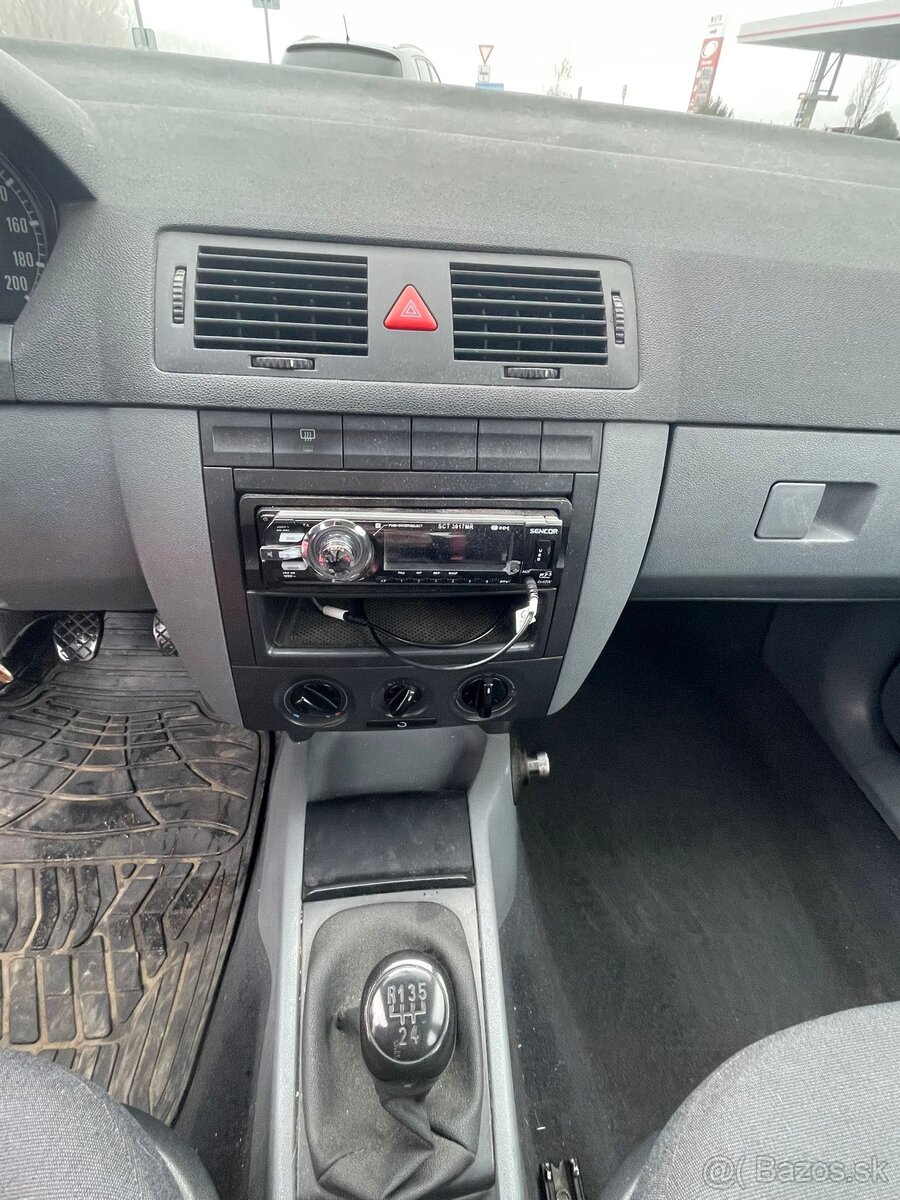 Škoda Fabia 1.4 mpi nova STK,EK - 7