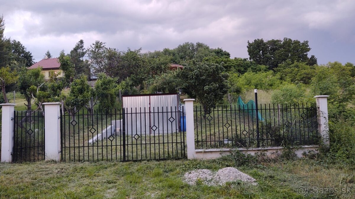 Mobilheim - chalupa neďaleko od Nitry. Nitr. Hrnčiarovce - 7