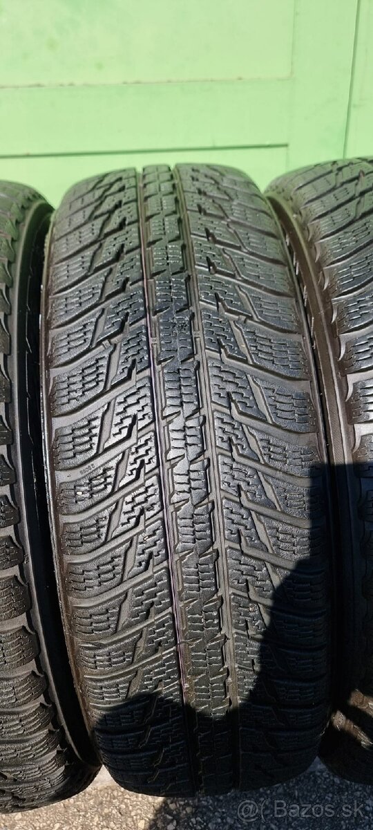 Zimné pneumatiky Nokian 215/70R16 - 7