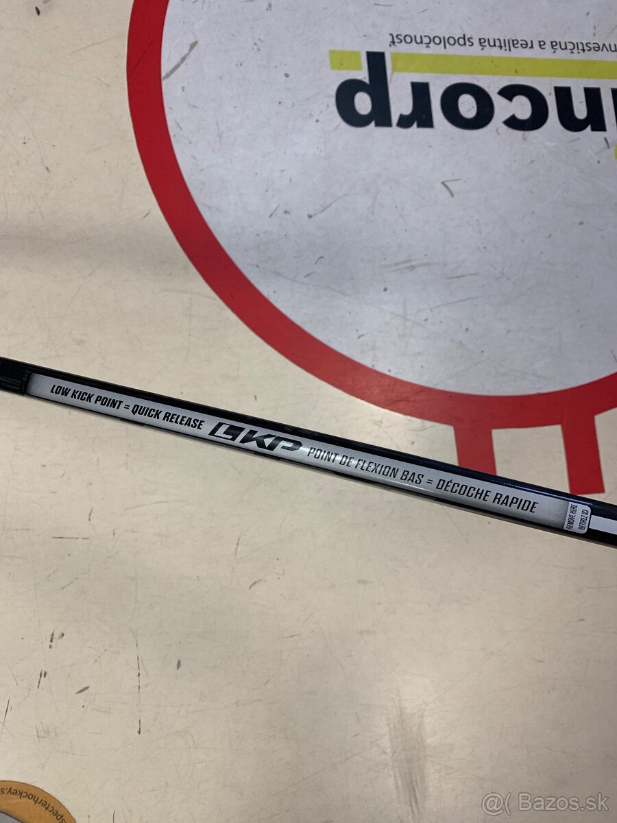 UPLNE NOVA PROFI HOKEJKA CCM RIBCOR TRIGGER 7 SR - 7