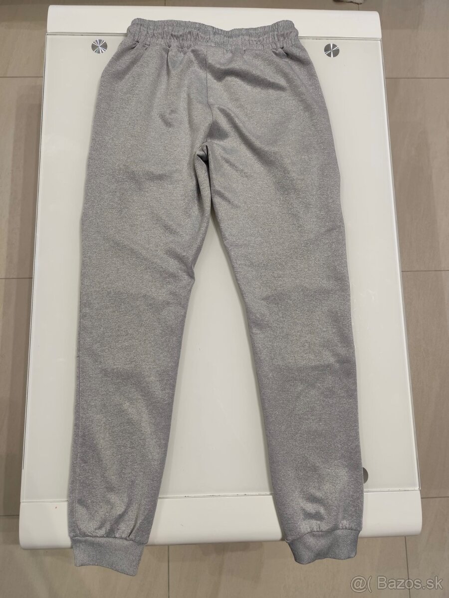 Predám chlapčenské tepláky - 7