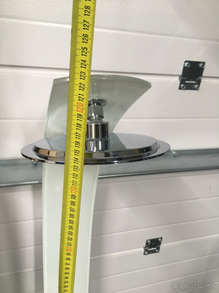 Sprchovy kut so sprchou - 7