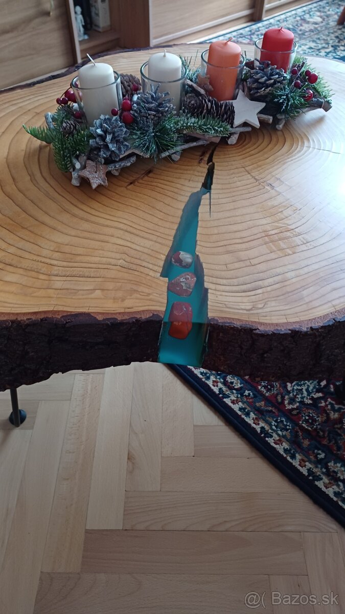 Smrekový konferenční stolík, Ručná výroba - 7