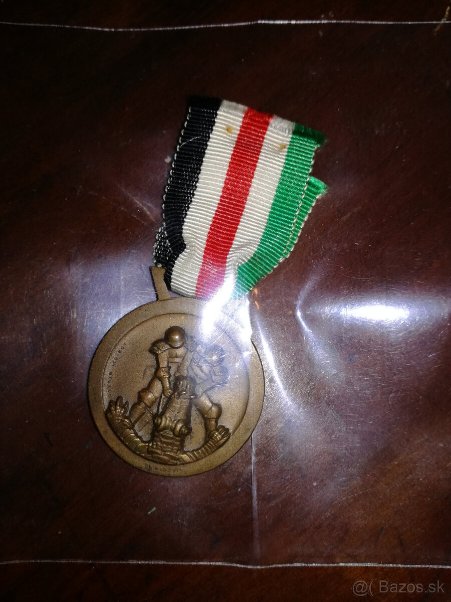 vojenske odznaky 1 - 7