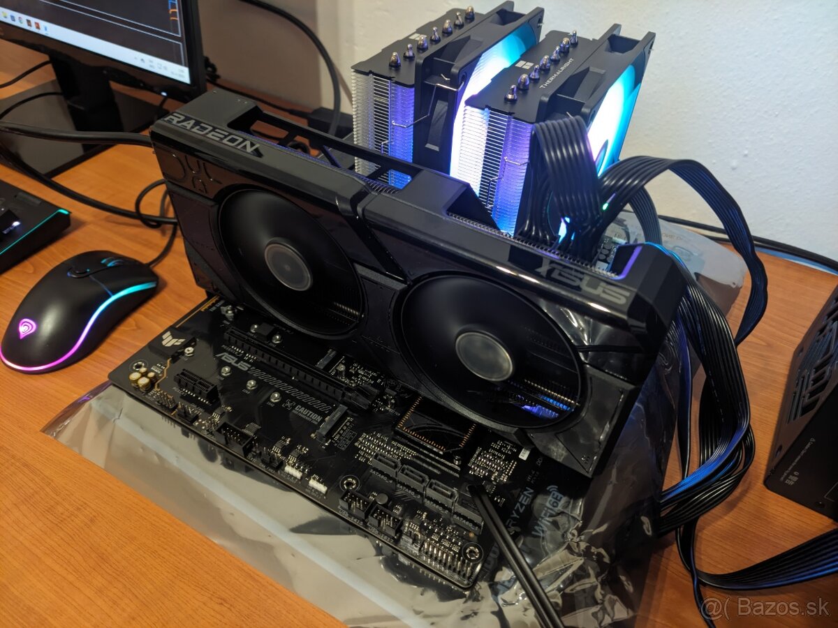 ASUS DUAL Radeon RX 7700 XT OC 12GB - 7