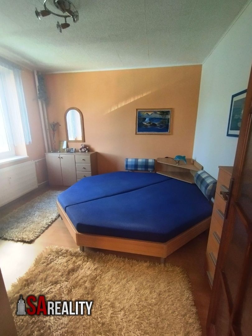 NA prenájom 2 izbový byt centrum LEvice - 7