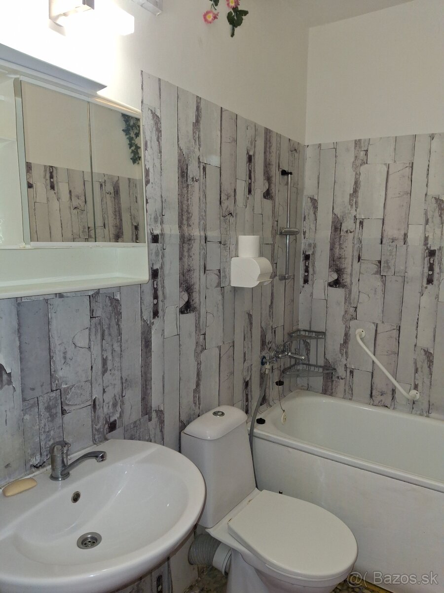 Byt pri Draždiaku v Petržalke - 7