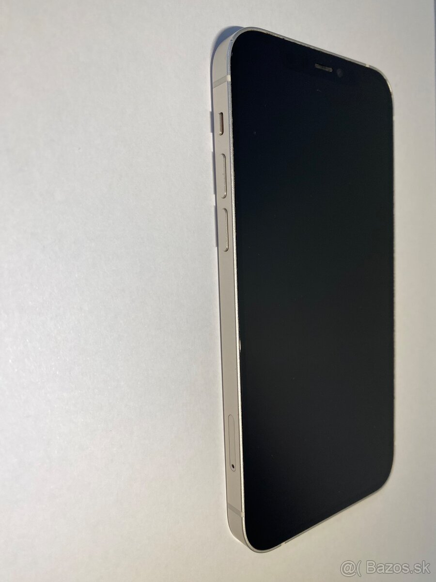 Predám Iphone 12 - 7