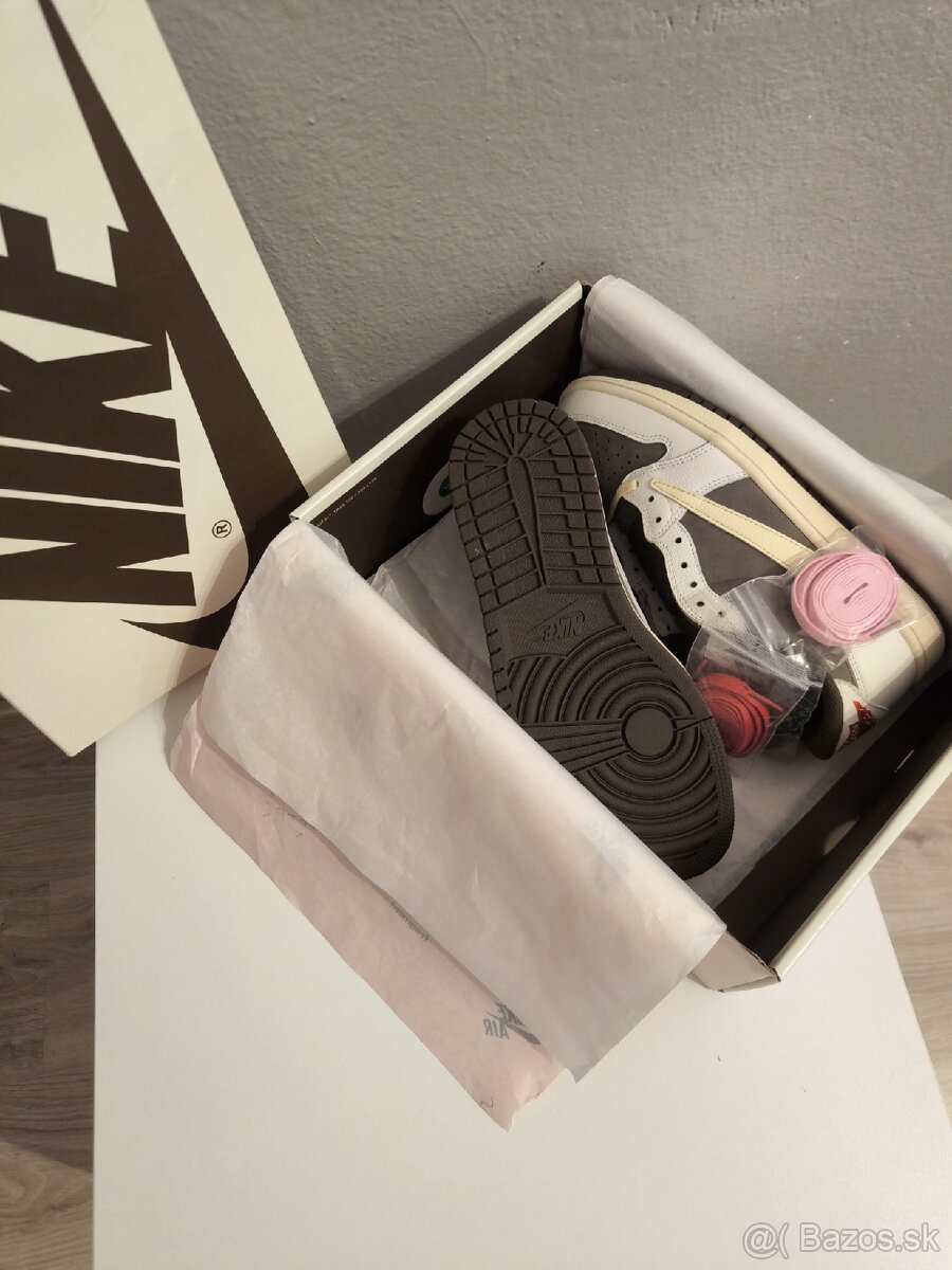 Jordan 1 Low x Travis Scott Reverse Mocha ⚪🤎 - 7