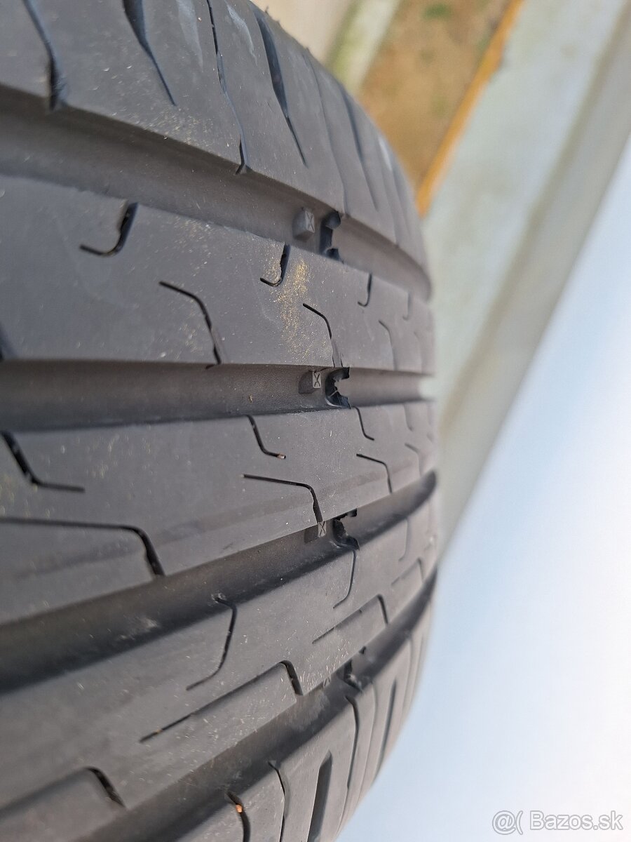 Pneumatiky continental 205/55R17 - 7