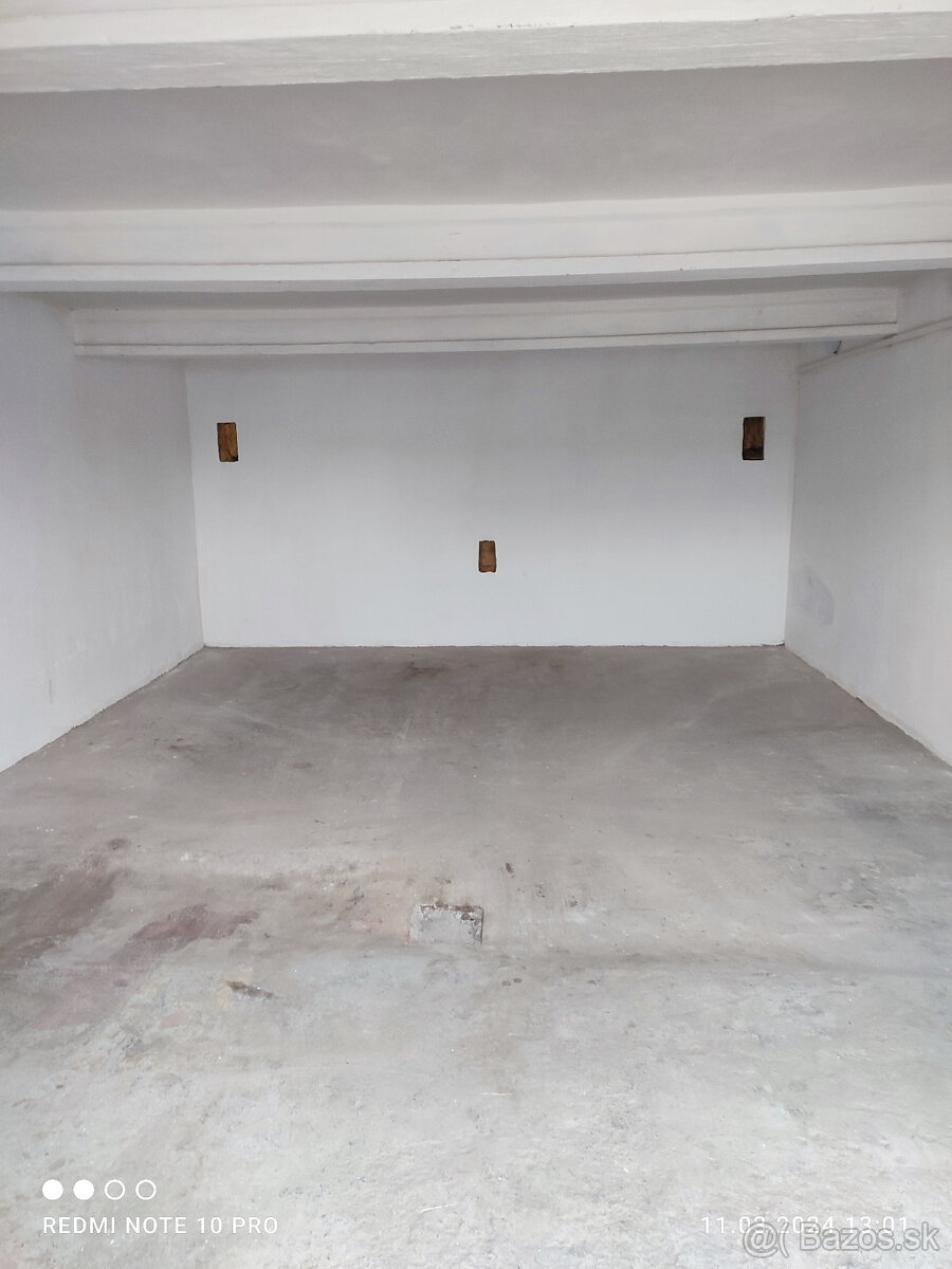 Sklad a spevnená plocha Vajnory - 7