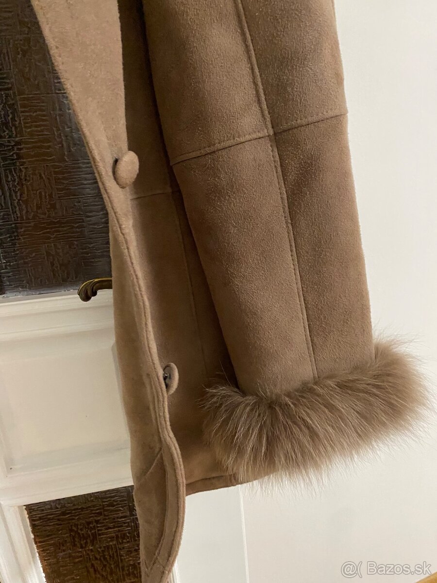 Predám tento krasny Kožuch z ovčej kože - 7