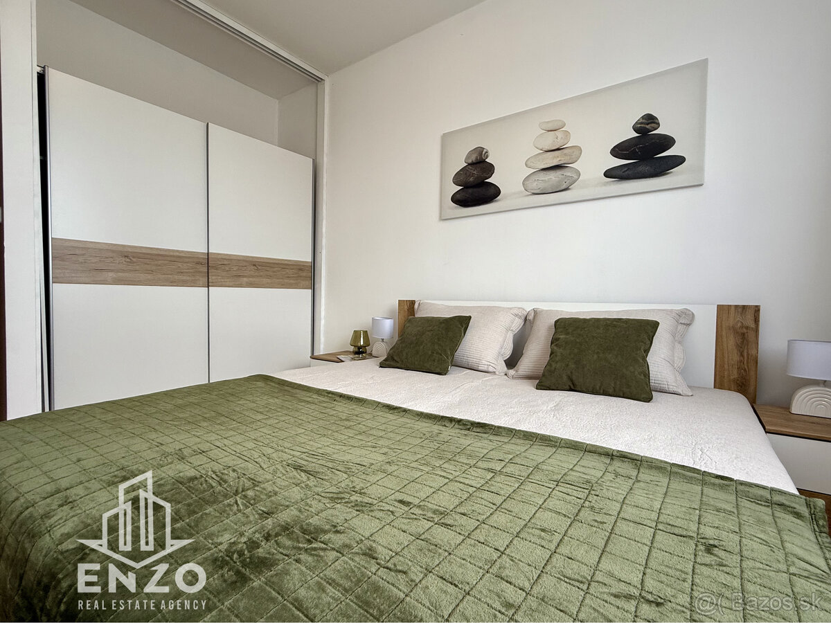 PRENÁJOM: Priestranný 4-izbový byt s výhľadom na hrad v cent - 7