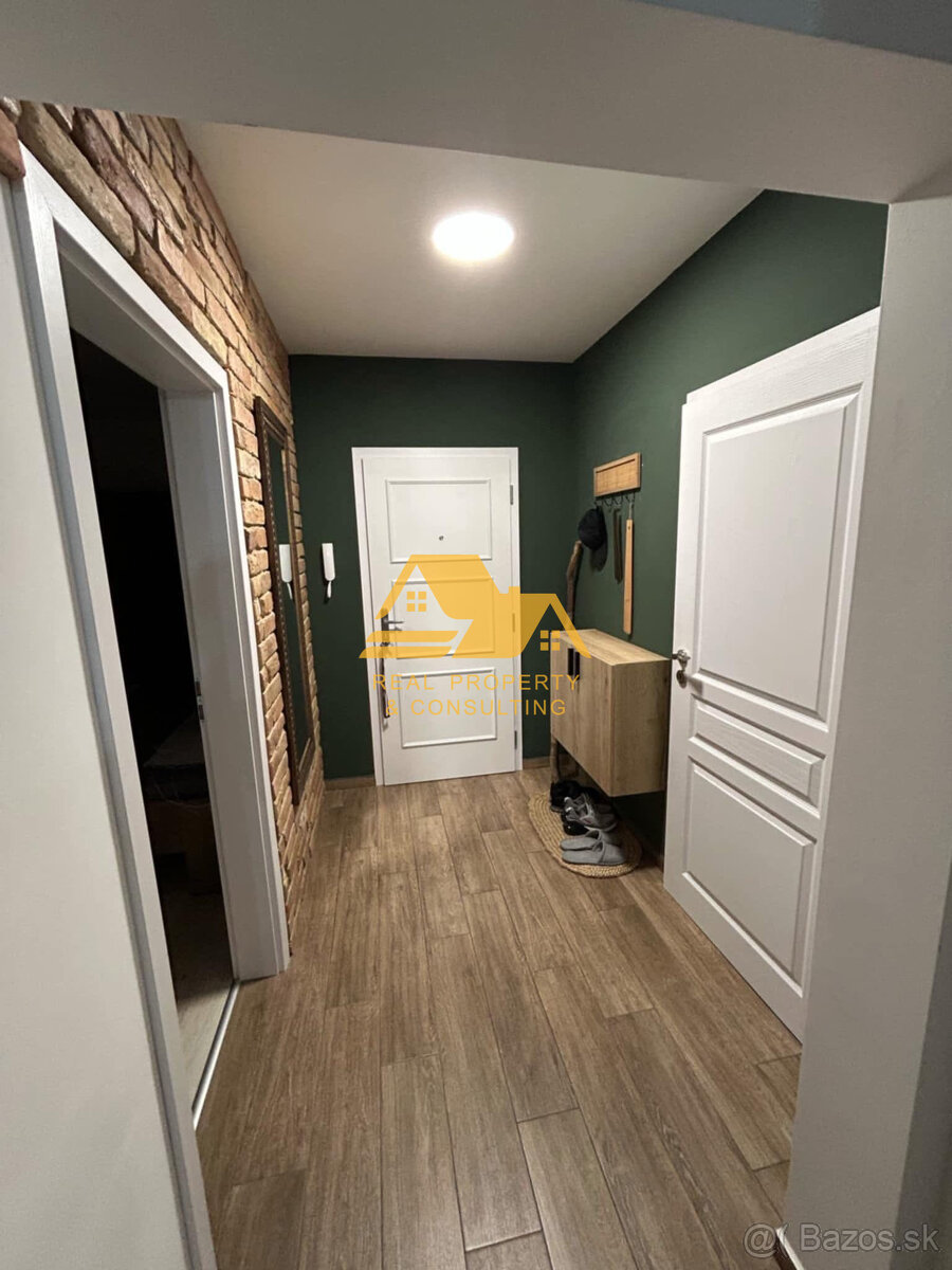 Prenajmem pekný 2 izbový byt v Nových Zámkoch - 7