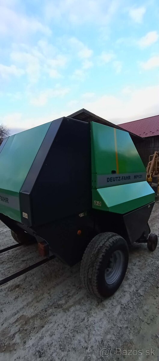 Balíkovač Deutz Fahr MP 121 - 7