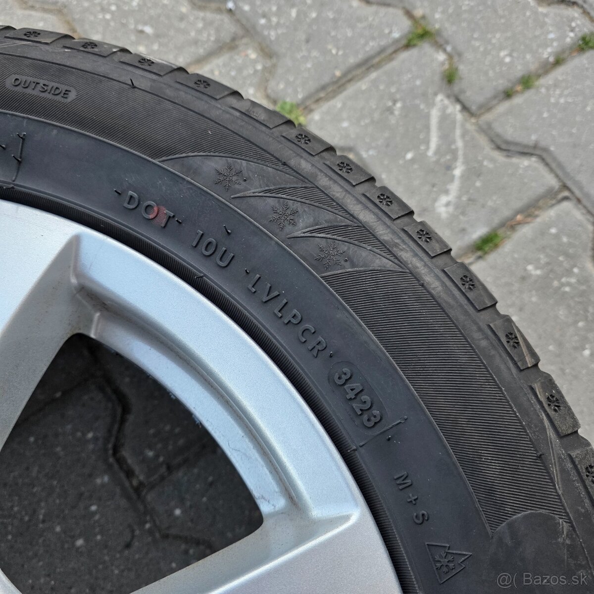 Ford 235/55 R17 - 7